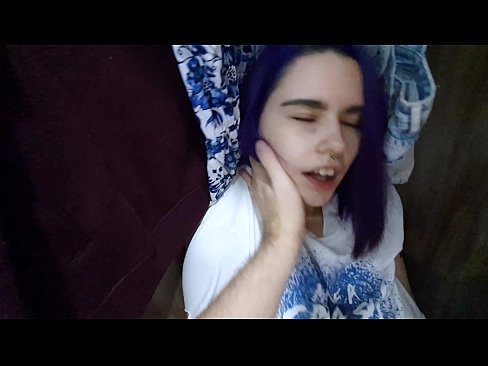 ❤️ Shkafda mening singlimni topib, unga yordam berdi ❤️ Super seks uz.drpornofilme.ru ️❤